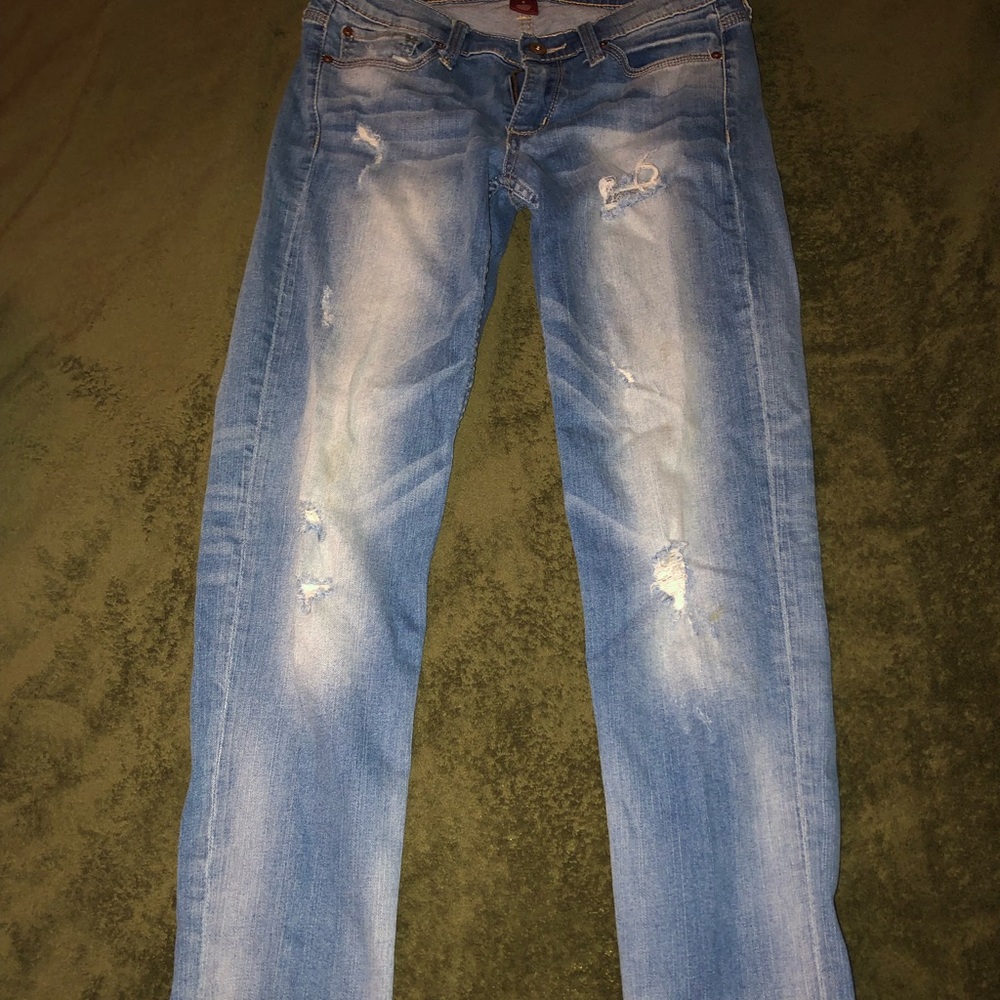 Jeans